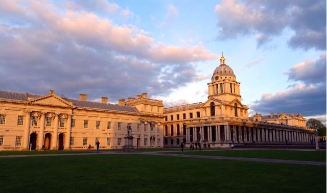 Top MIM programs in uk with GMAT Waivers